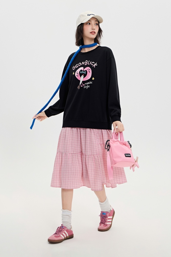 甜酷印花卫衣拼接连衣裙