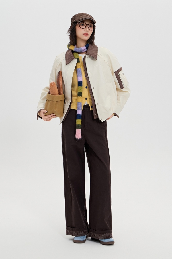 撞色翻领羽绒服